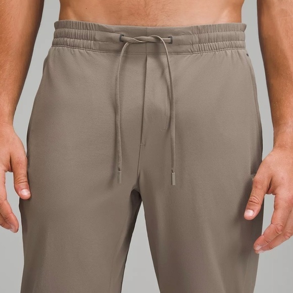 Lululemon License to Train Cargo Jogger men’s size xs s m xl 2x color nomad - Picture 4 of 12